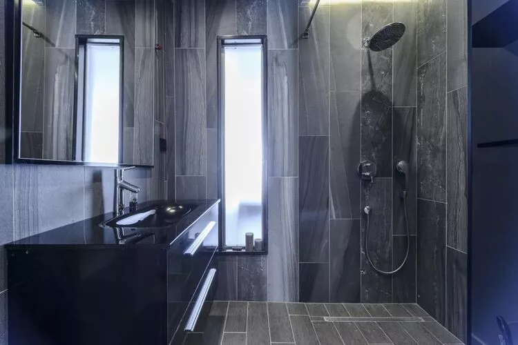 Apartment LaVilla - Two Bedroom Apartment with Balcony and Sea View (Žuti)-Badezimmer