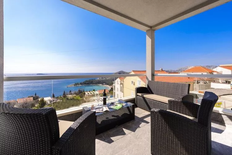 Apartment LaVilla - Two Bedroom Apartment with Balcony and Sea View (Žuti)-Terrassenbalkon