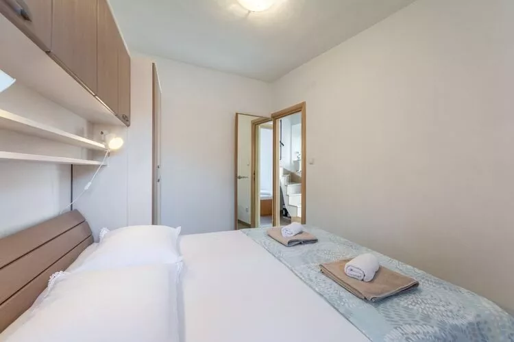 Apartments Sonja - Two Bedroom Apartment with Balcony and Garden View (A3+2) (ST)-Bedroom