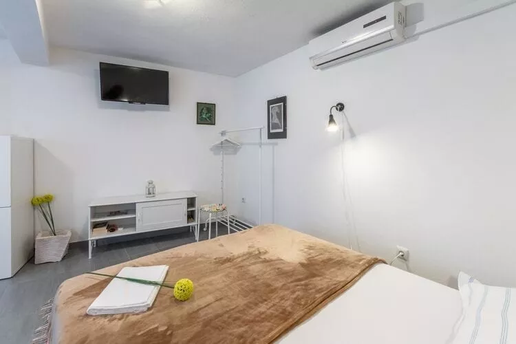 Apartments Sonja  - Studio Apartment (ST)-Bedroom