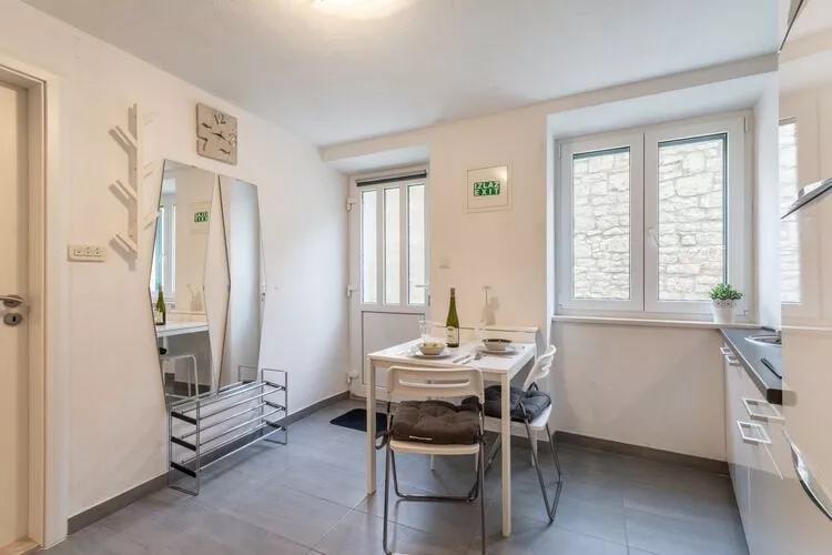 Apartments Sonja  - Studio Apartment (ST)-Indoor