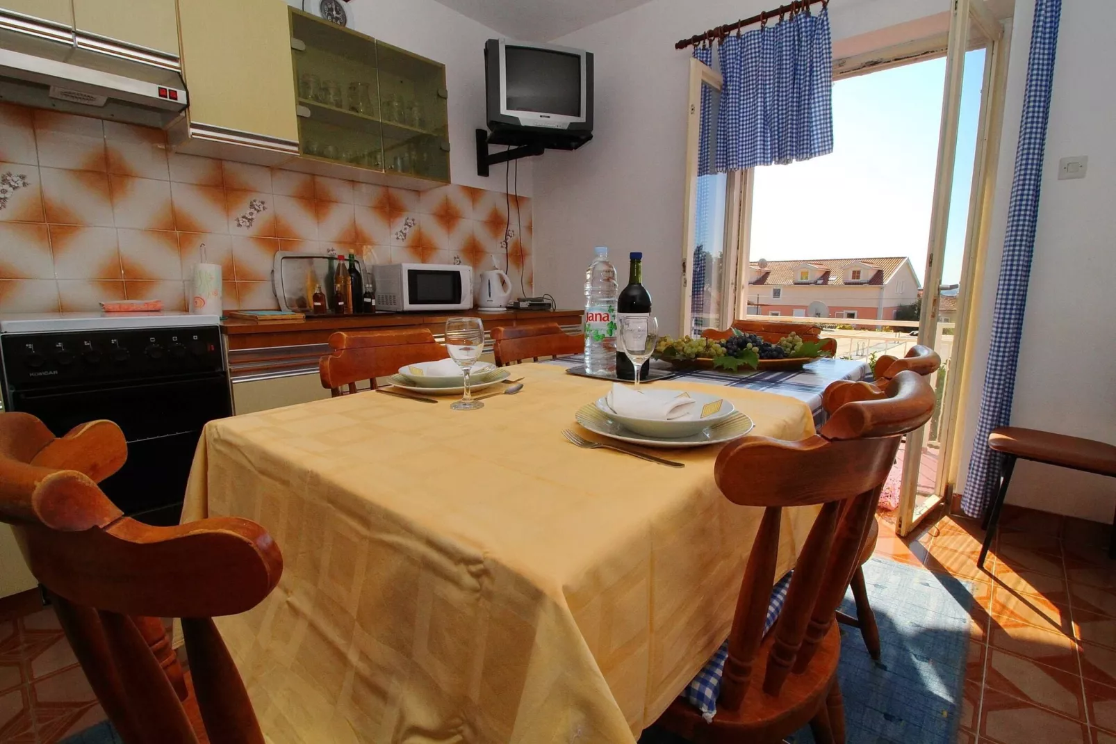 Apartment Domestic - Three Bedroom Apartment with Terrace-Salle à manger