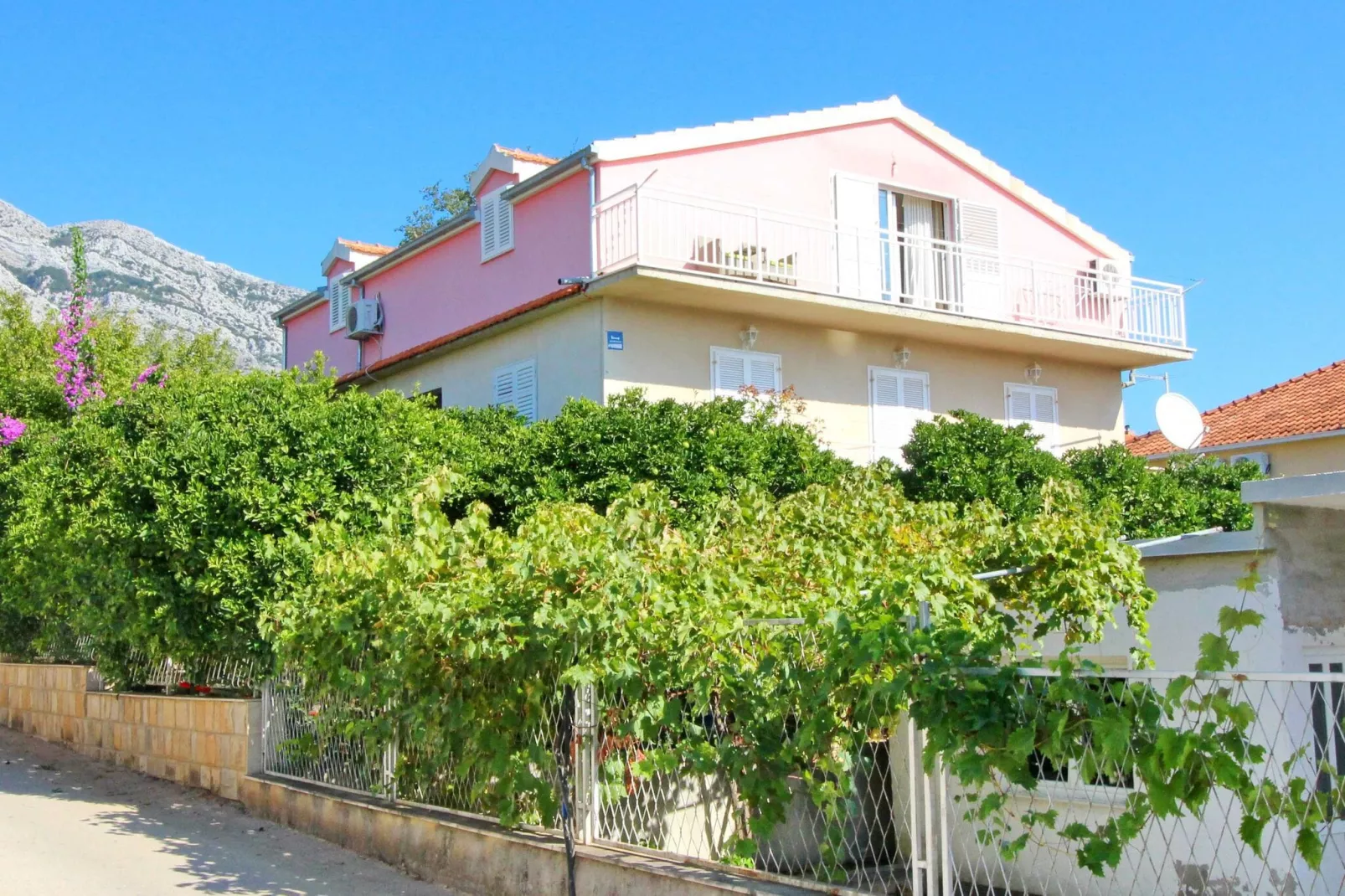 Apartment Domestic - Three Bedroom Apartment with Terrace-Extérieur