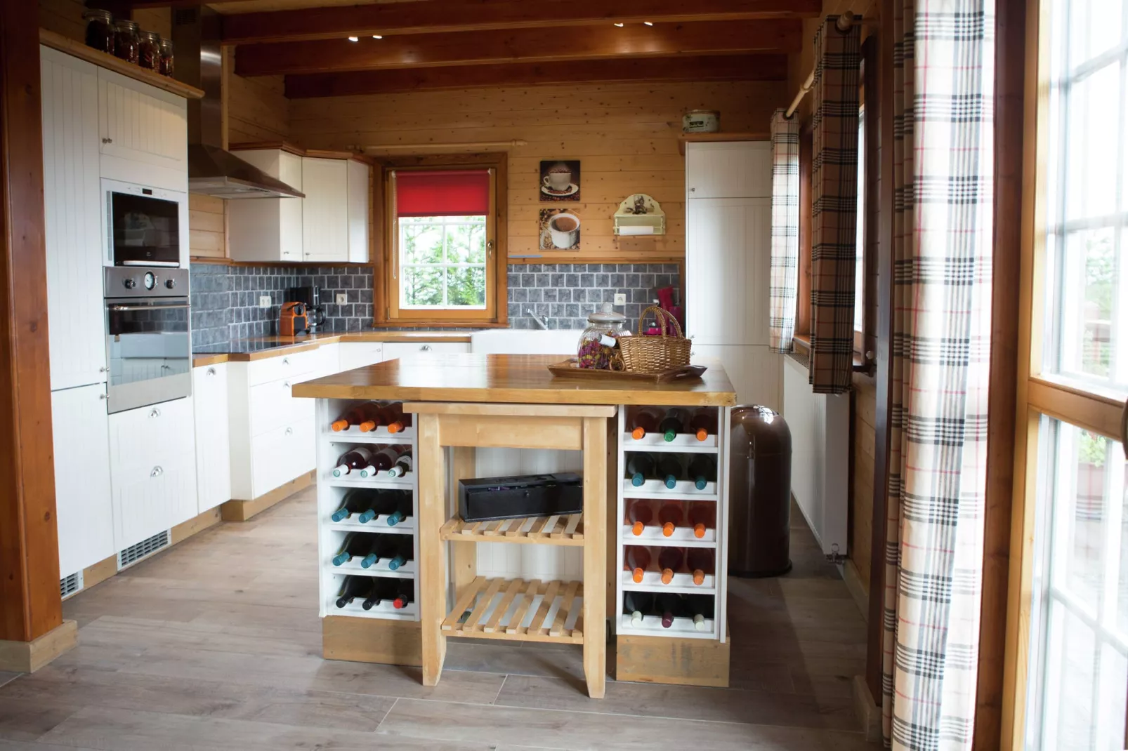 Chalet du Soleil-Kitchen