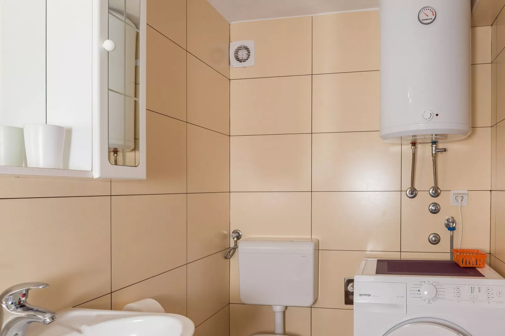 Apartments Lovro - Duplex One Bedroom Apartment with Terrace and Partial Sea View (1)-Bathroom