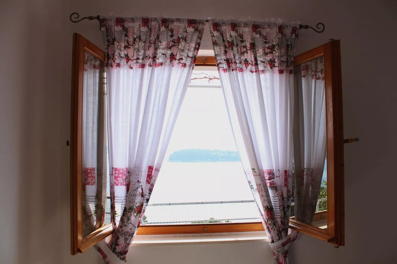 Apartments Lovro - One Bedroom Apartment with Terrace and Sea View (2)-View