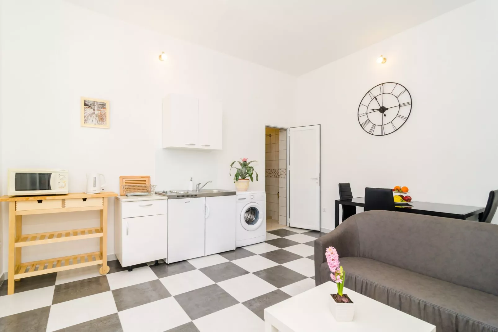 Apartment Amabilis - One Bedroom Apartment with Terrace and City View-Wohnzimmer