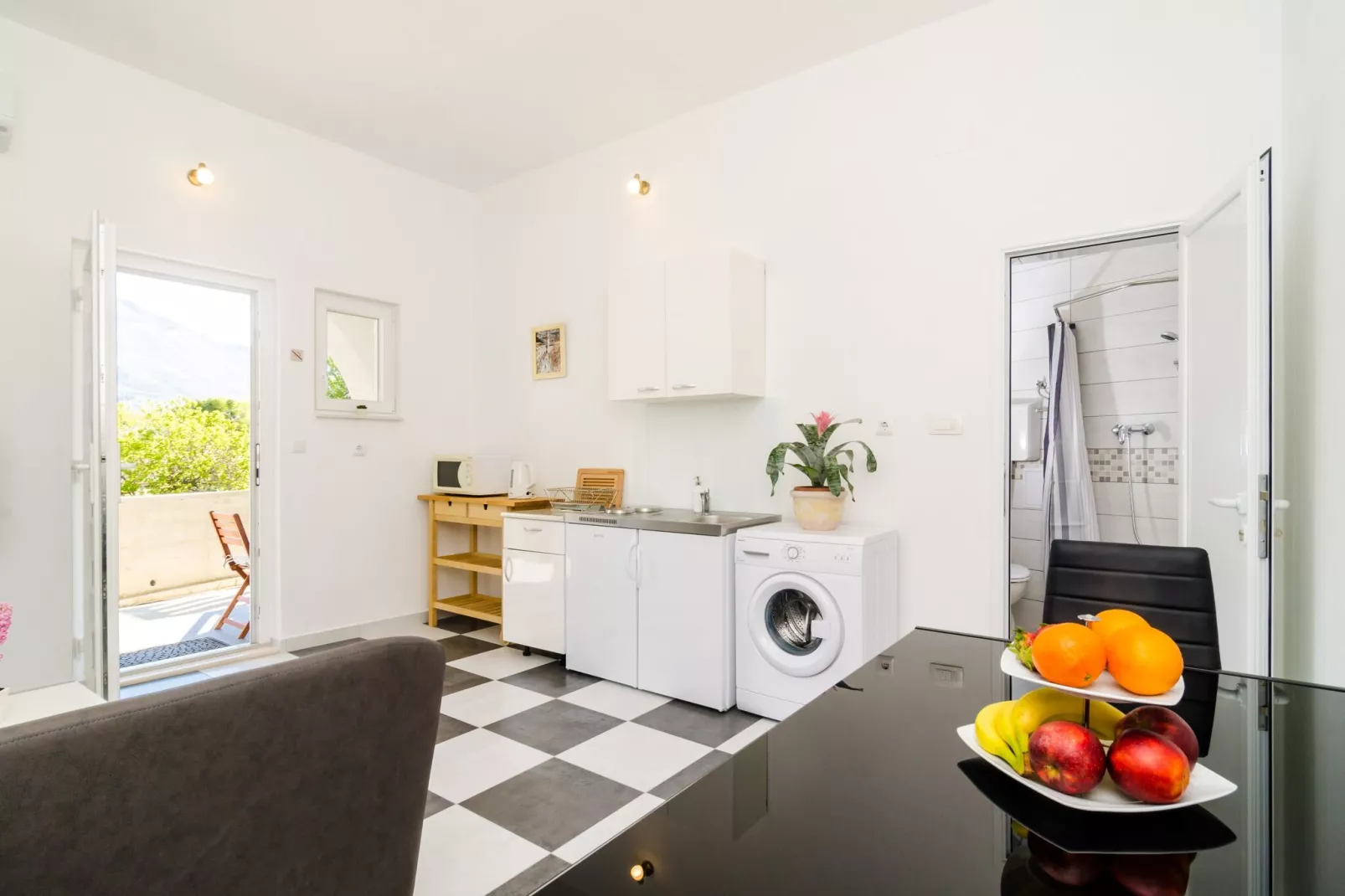 Apartment Amabilis - One Bedroom Apartment with Terrace and City View-Küche