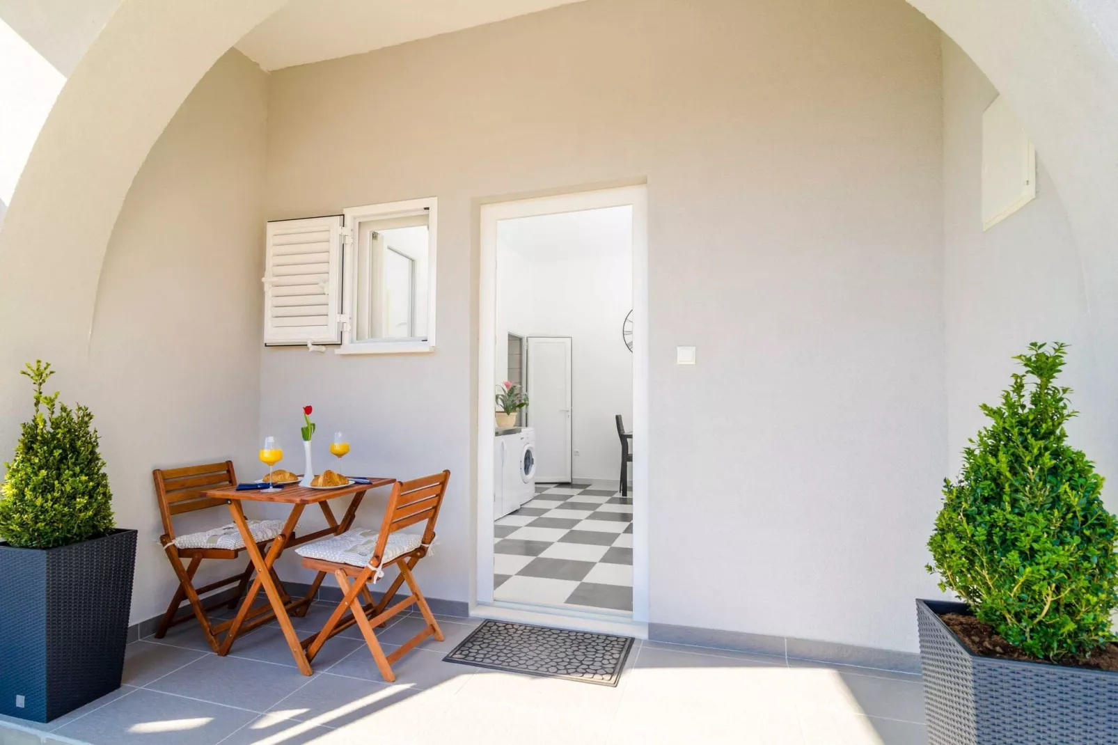 Apartment Amabilis - One Bedroom Apartment with Terrace and City View-Außenbereich