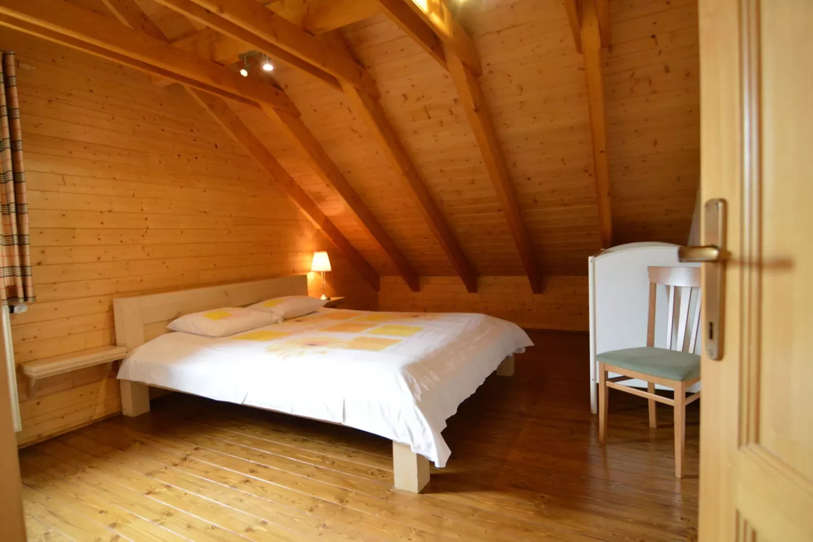 Chalet du Soleil-Bedroom