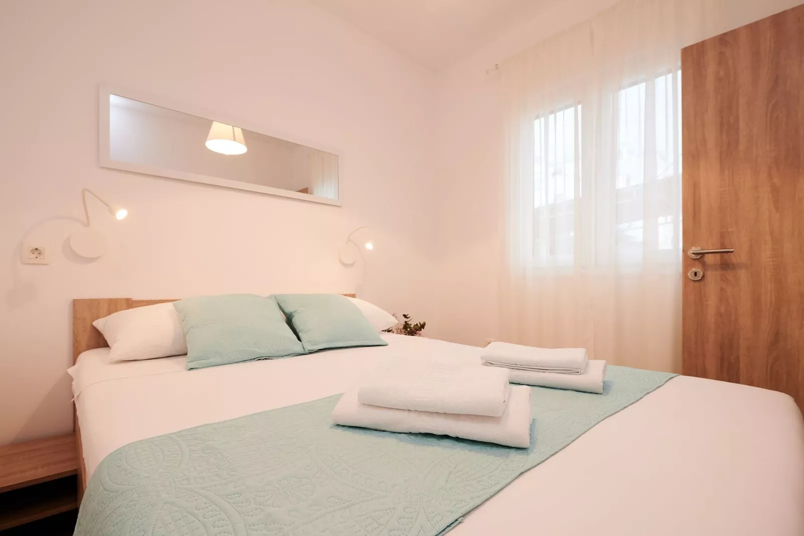 Apartment Boris (ST) - Two Bedroom Apartment with Terrace and Jacuzzi-Bedroom