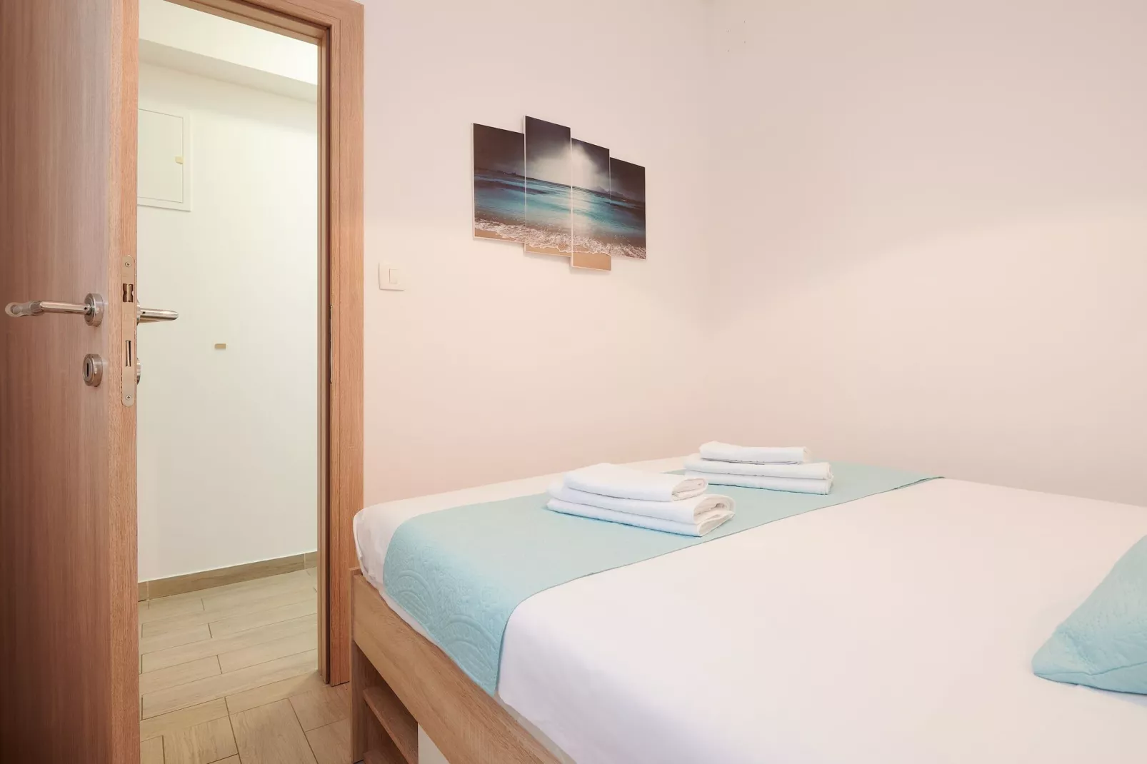 Apartment Boris (ST) - Two Bedroom Apartment with Terrace and Jacuzzi-Bedroom