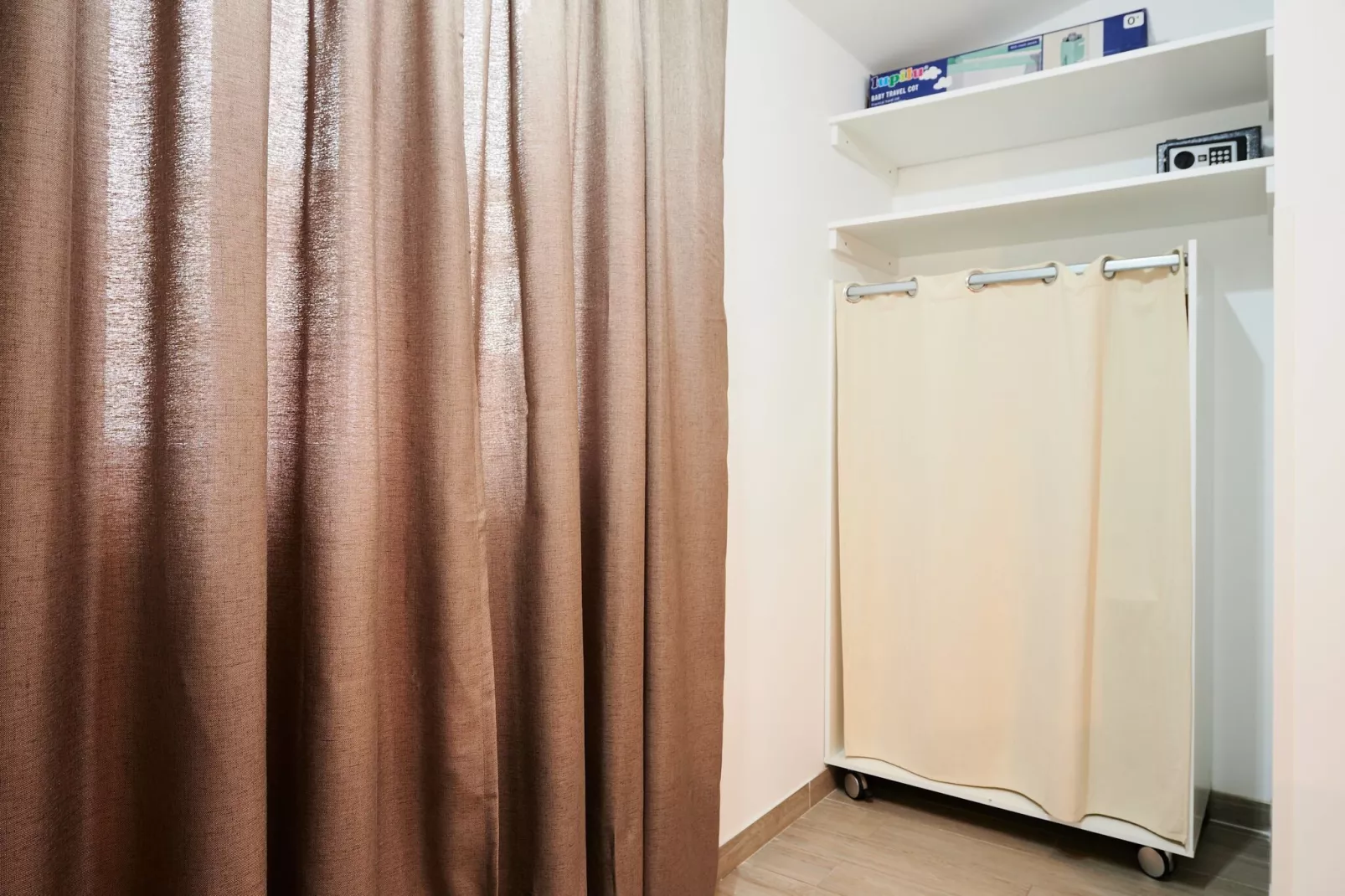 Apartment Boris (ST) - Two Bedroom Apartment with Terrace and Jacuzzi-Indoor