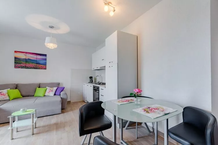 Apartment Anamaris (ST) - One Bedroom Apartment with Terrace and Sea View-Dining room