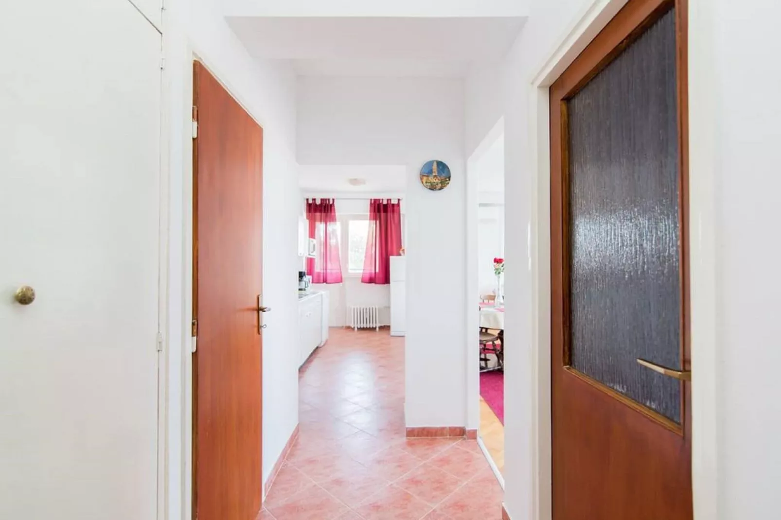 Apartment Iris (ST) - Two Bedroom Apartment with Balcony and Sea View-Indoor