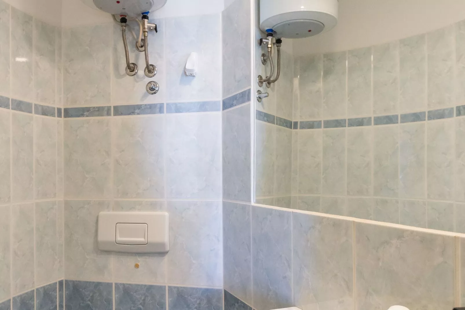 Apartment Milić - Two Bedroom Apartment with Terrace and Sea View (Sinjska 15)-Bathroom