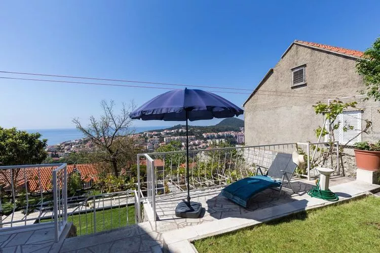 Apartment Milić - Two Bedroom Apartment with Terrace and Sea View (Sinjska 15)-Terrace
