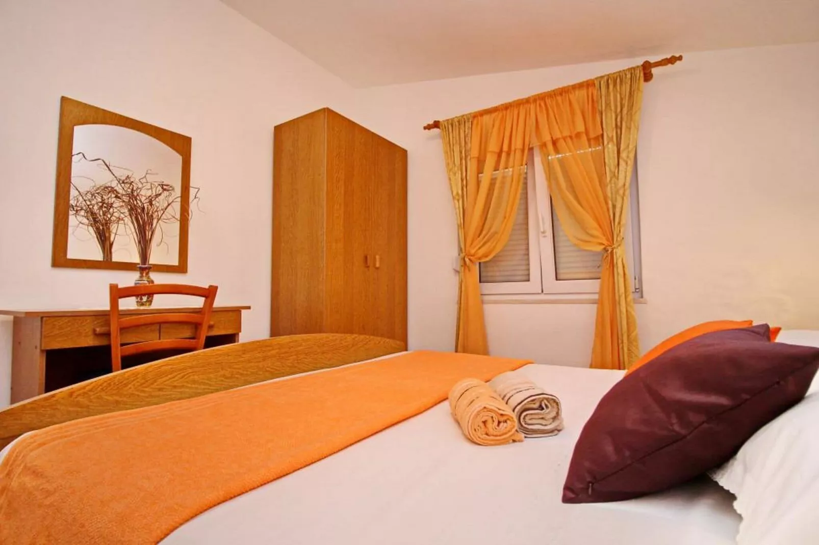 Apartments Villa Senija - Comfort Two Bedroom Apartment with Terrace and Sea View (Lavander)-Bedroom