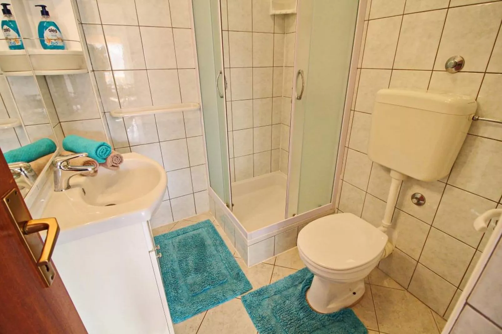 Apartments Villa Senija - Comfort Two Bedroom Apartment with Terrace and Sea View (Lavander)-Bathroom