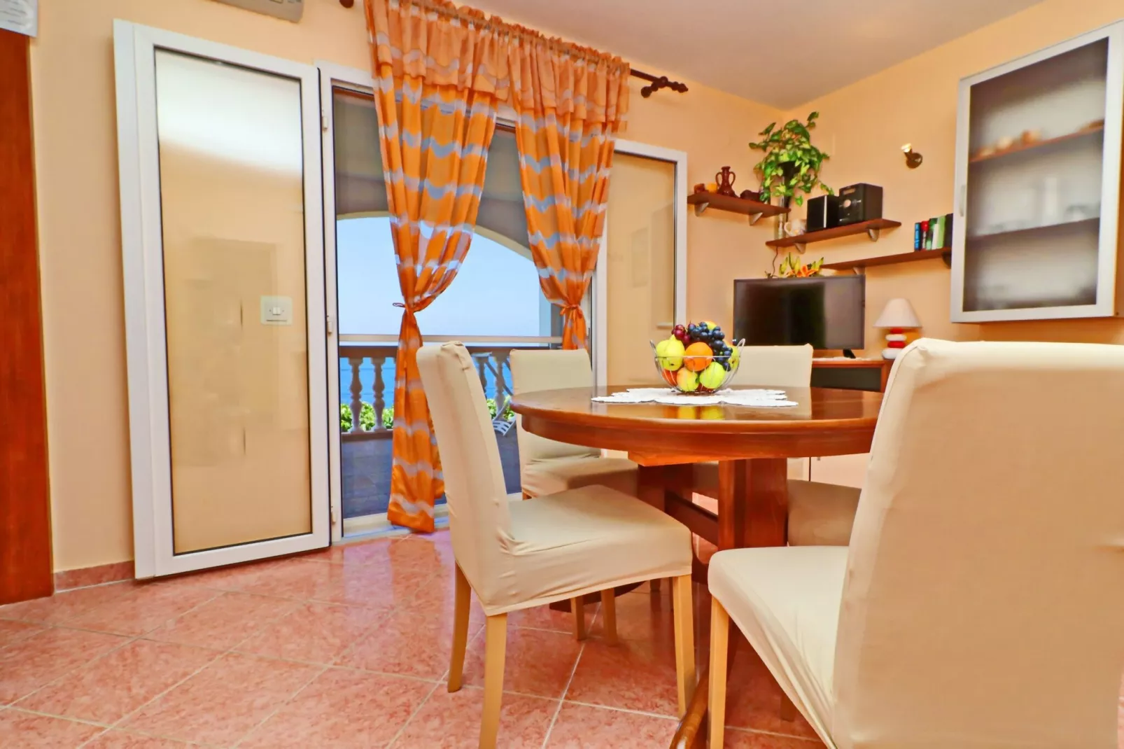 Apartments Villa Senija - Superior Two Bedroom Apartment with Terrace and Sea View (Blue Sky)-Dining room