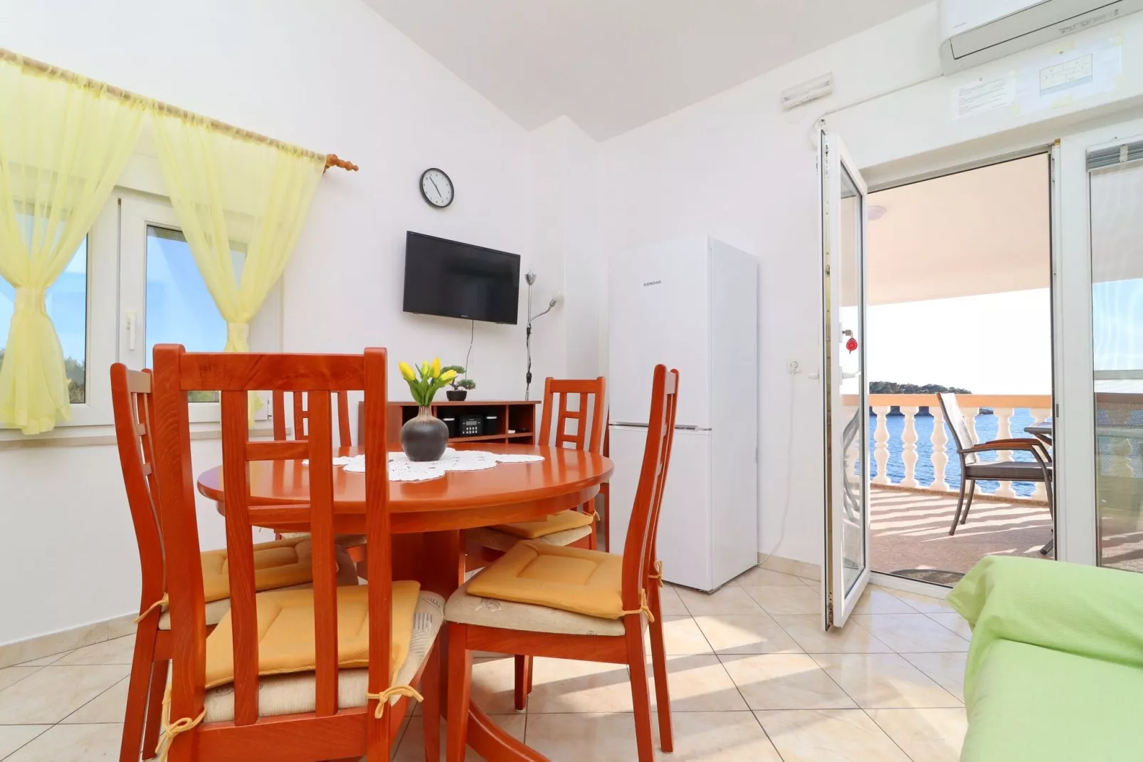 Apartments Villa Senija - Three Bedroom Apartment with Terrace and Sea View  ( Rosemary )-Dining room