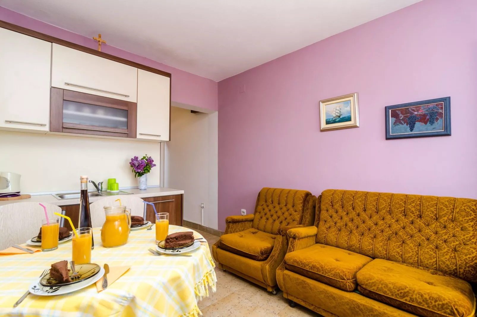 Apartment Bay Of Dreams - Two-Bedroom Apartment with Terrace and Sea View-Dining room