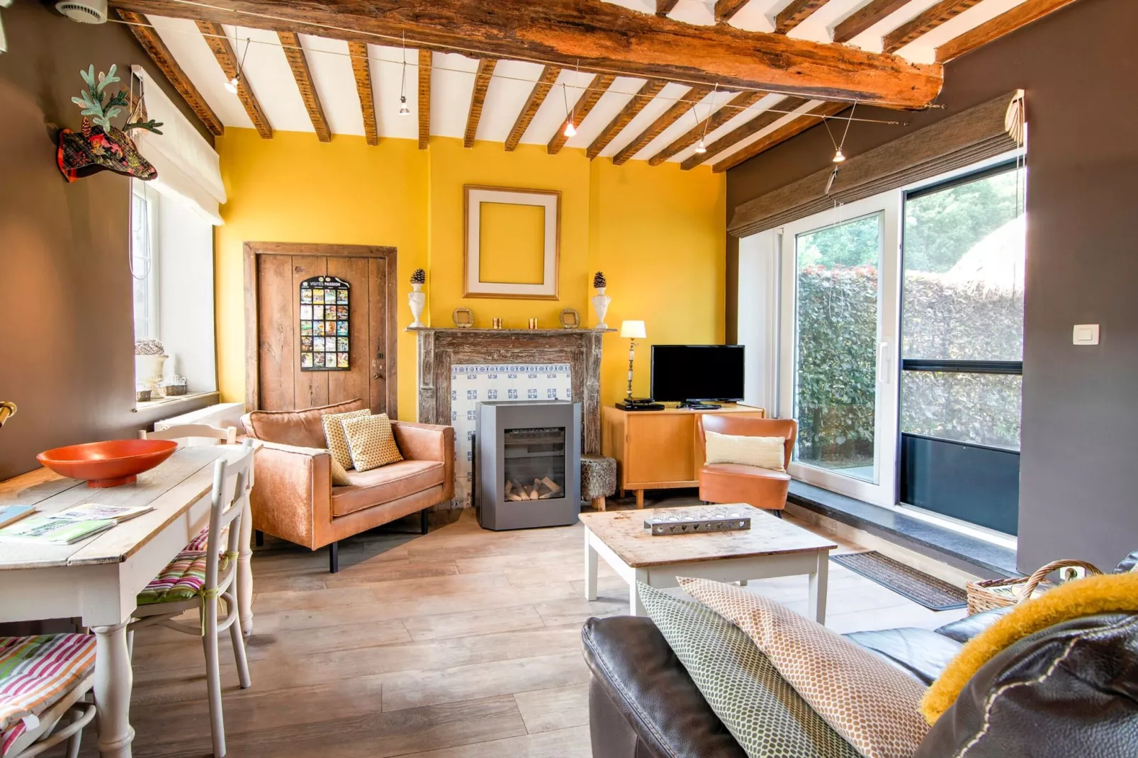 La Romaine-Living room