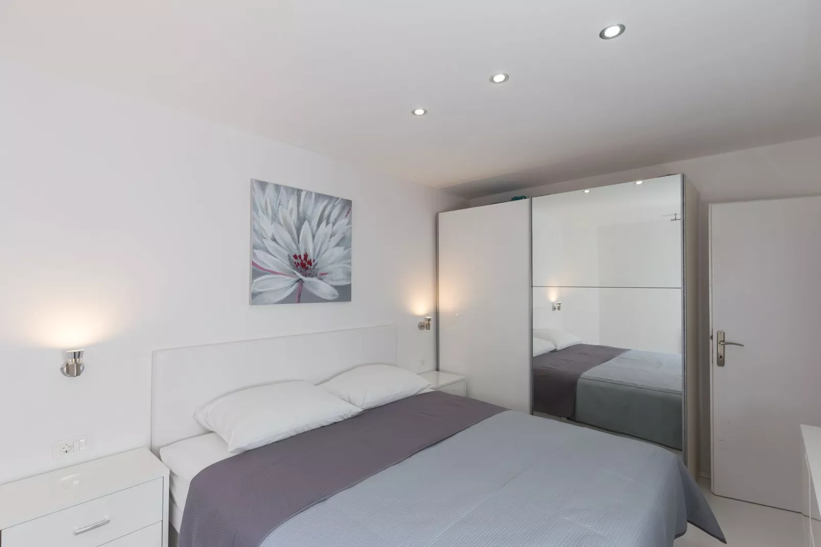 Apartment Super Marijo - Two-Bedroom Apartment with Sea View-Bedroom