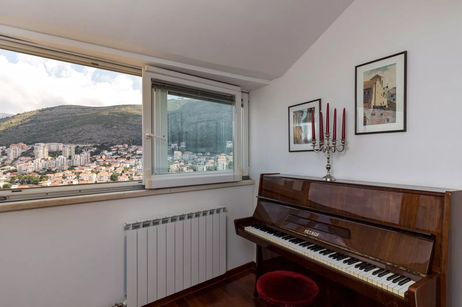 Apartment Super Marijo - Two-Bedroom Apartment with Sea View-Indoor