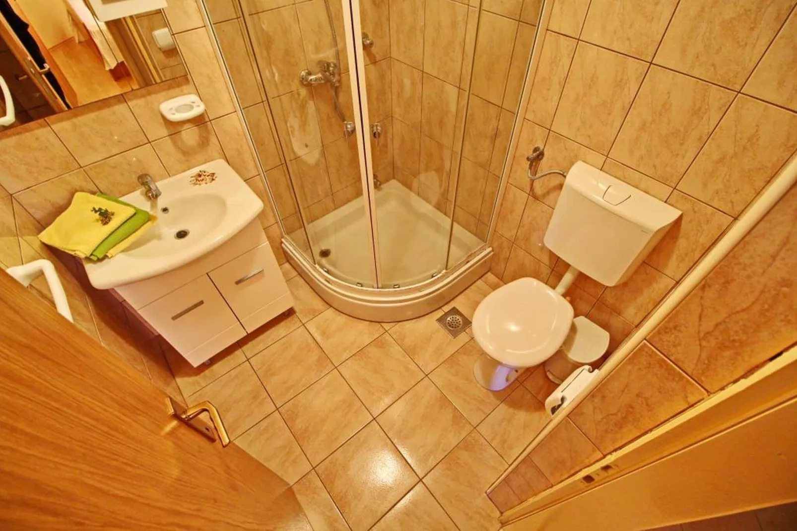 Apartments Sea Line - Two Bedroom Apartment with Terrace and Sea View-Badezimmer