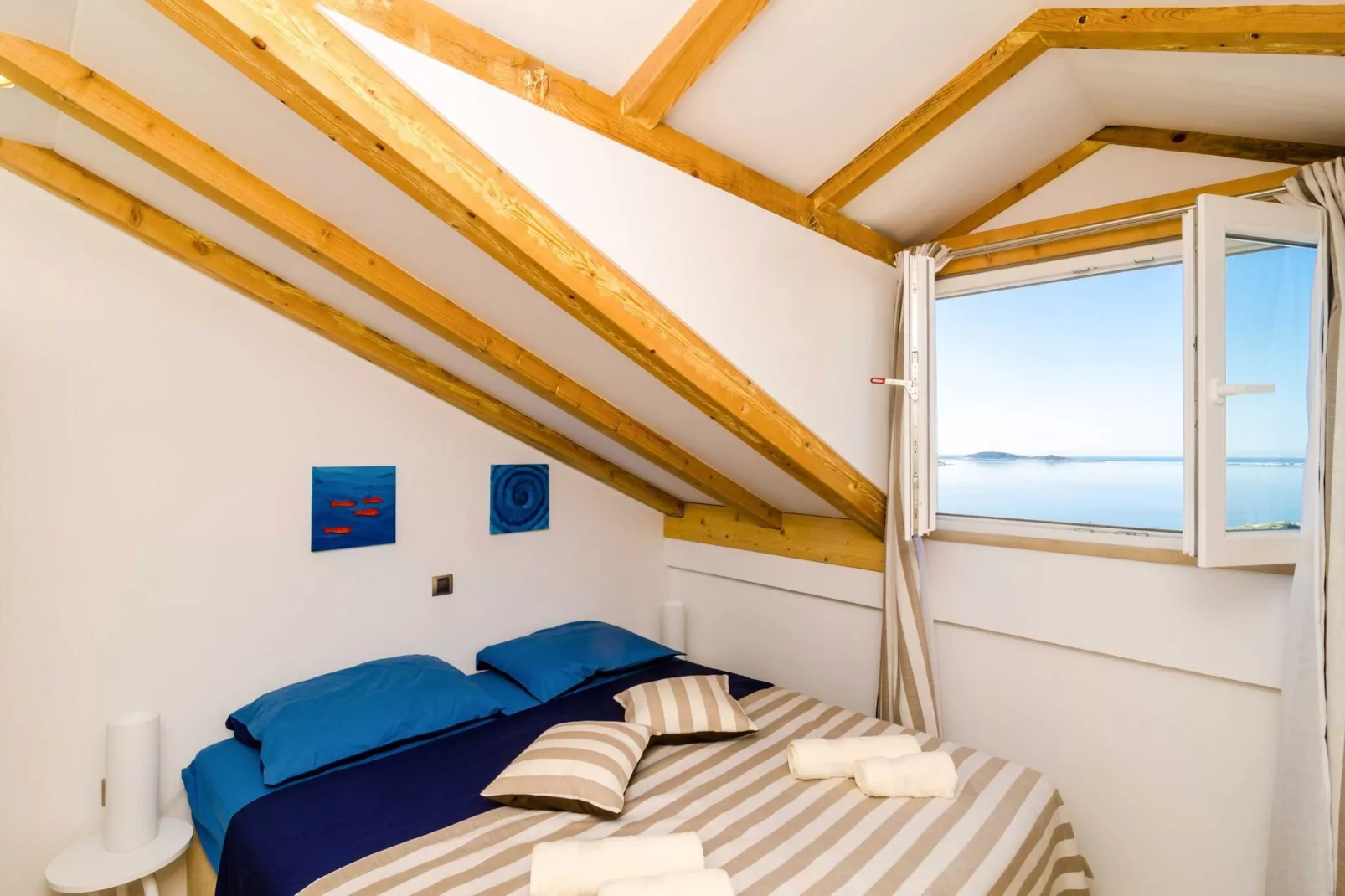 Apartments Knego - Two Bedroom Apartment with Balcony and Sea View-Bedroom
