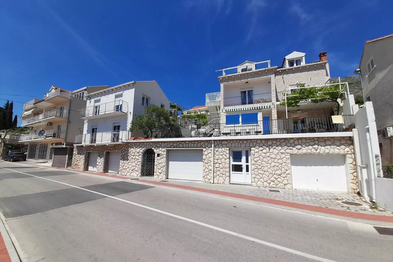 Apartments Knego - Two Bedroom Apartment with Balcony and Sea View-Outdoor