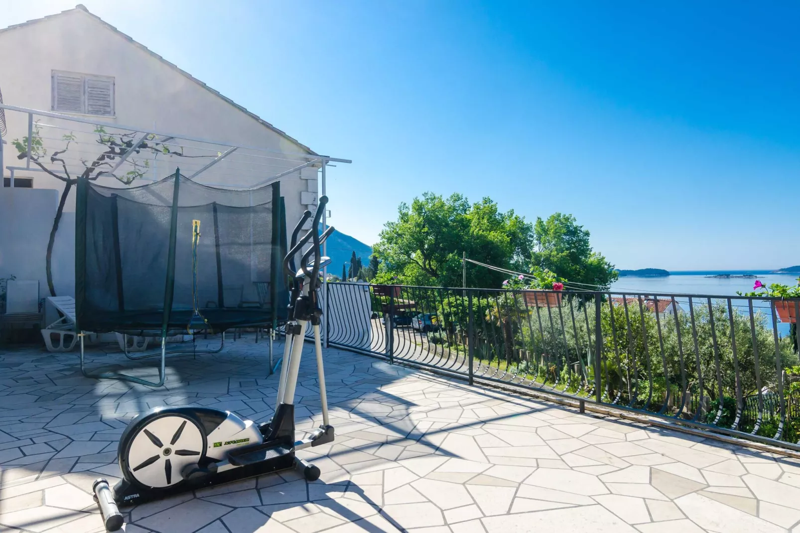 Apartments Knego - Two Bedroom Apartment with Balcony and Sea View-Terrace