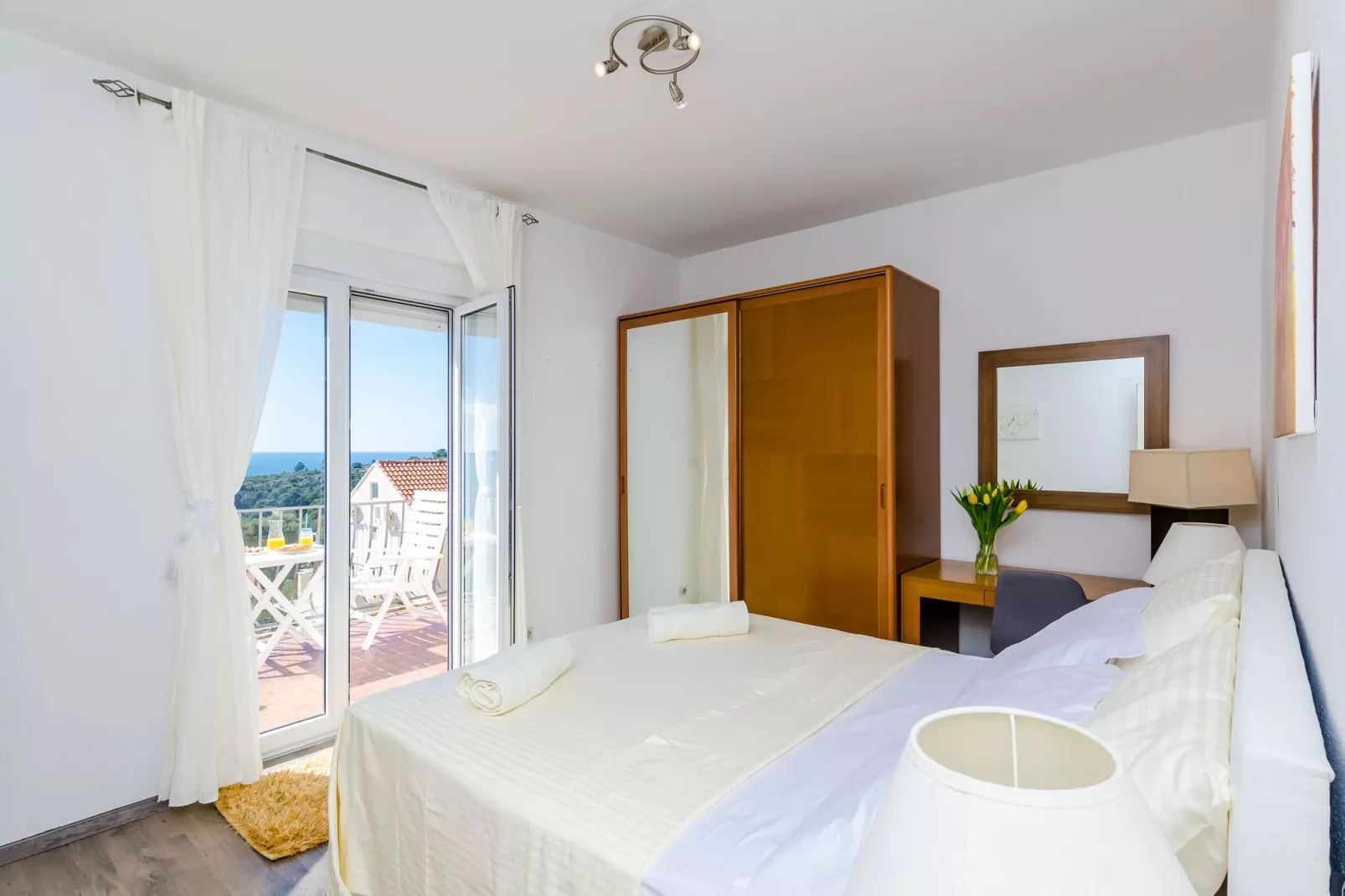 Apartments Knego - One Bedroom Apartment with Balcony and Sea View-Bedroom