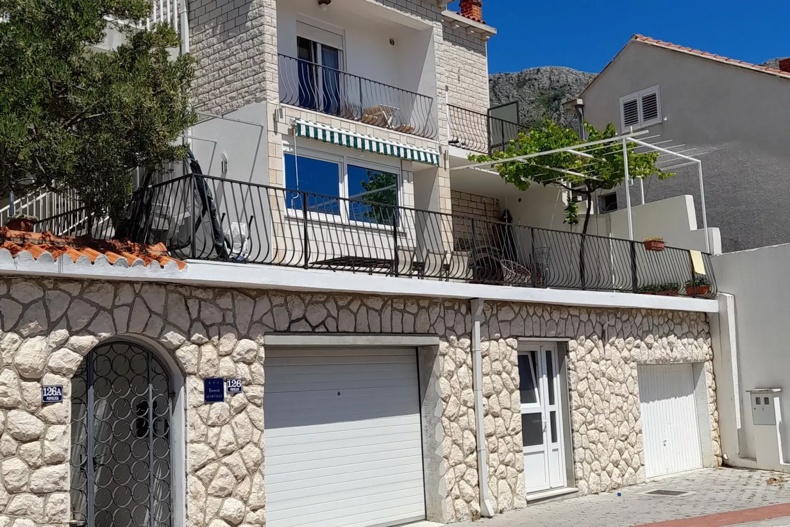 Apartments Knego - One Bedroom Apartment with Balcony and Sea View-Outdoor