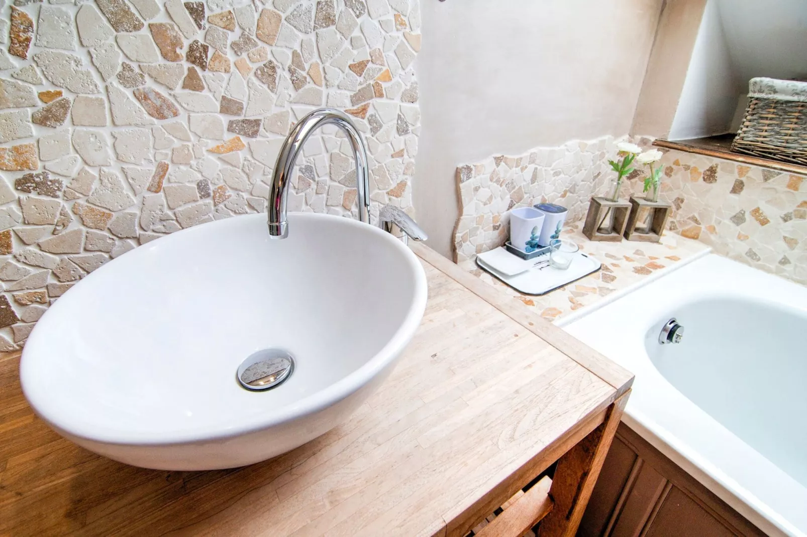 La Romaine-Bathroom
