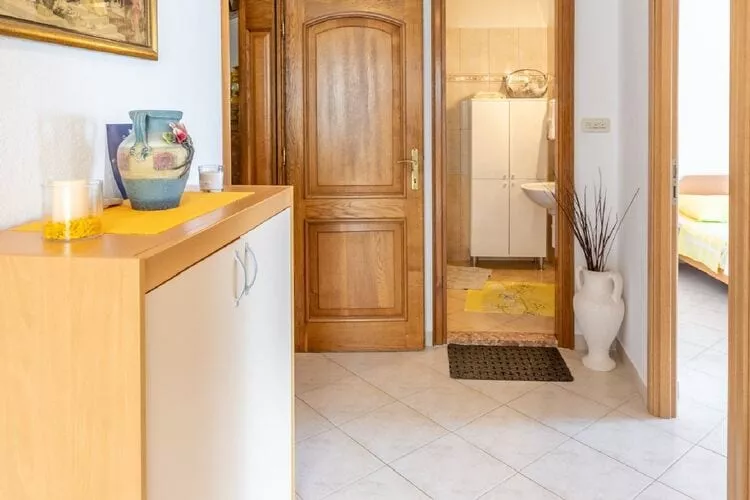 Apartments Darija - One Bedroom Apartment (ST)-Indoor