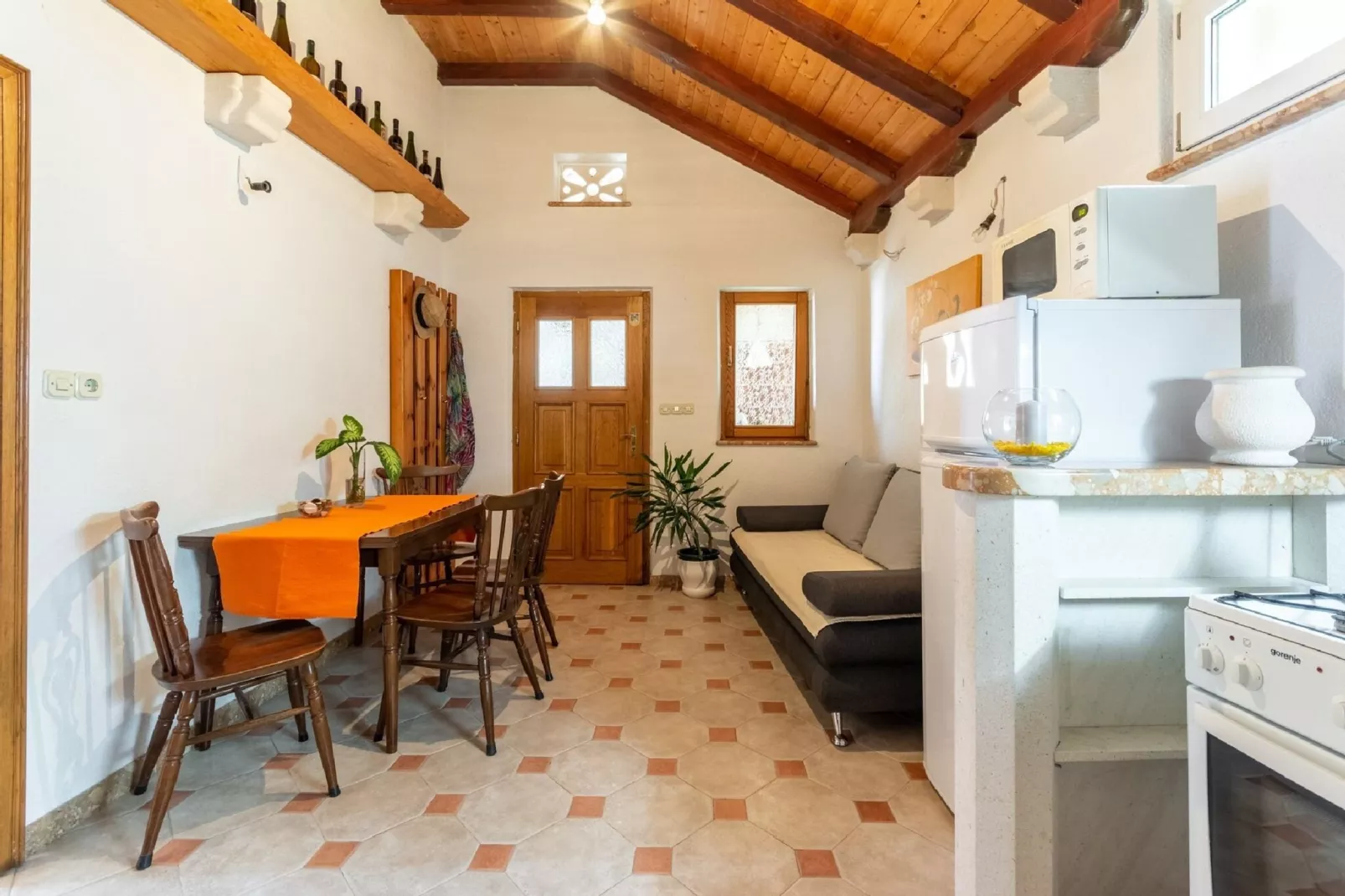 Apartments Darija - One Bedroom Apartment (ST)-Dining room