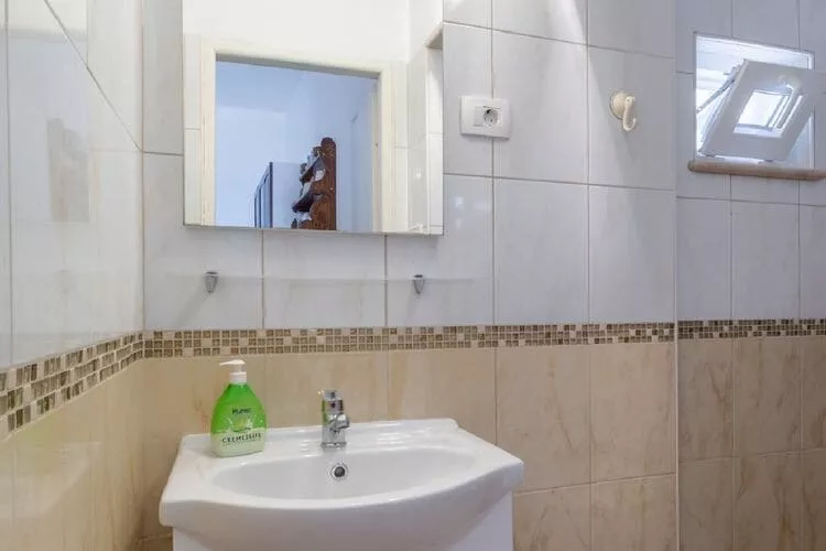 Apartments Darija - Studio Apartment with Sea View (ST)-Bathroom