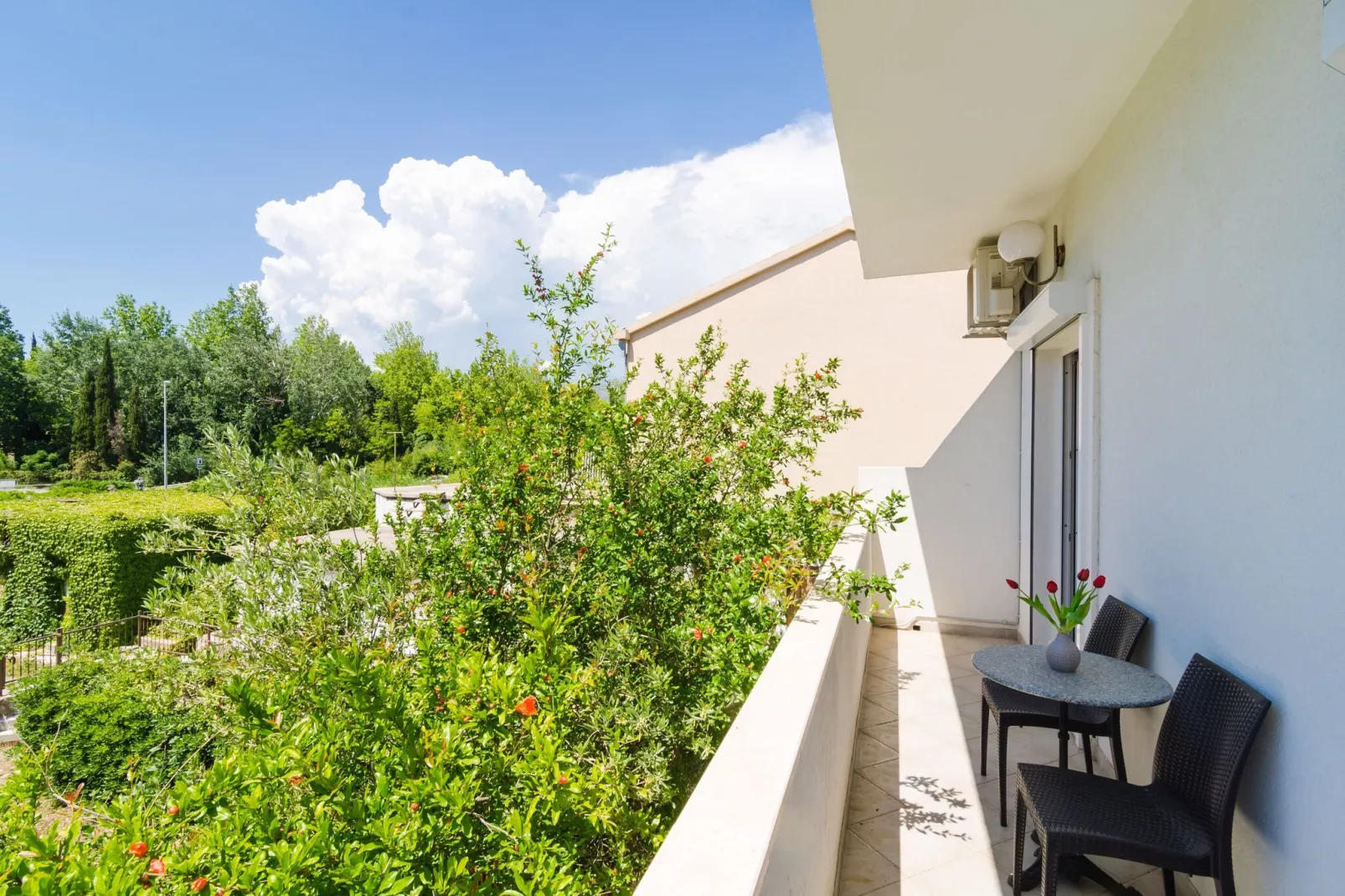 Apartments & Rooms Barišić - Studio Apartment with Balcony and Garden View (First Floor)-APT 9-Terrace balcony
