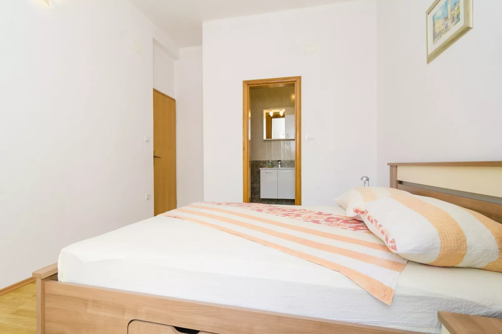 Apartments & Rooms Barišić - Studio Apartment with Balcony and City View (First Floor)-APT 10-Intérieur