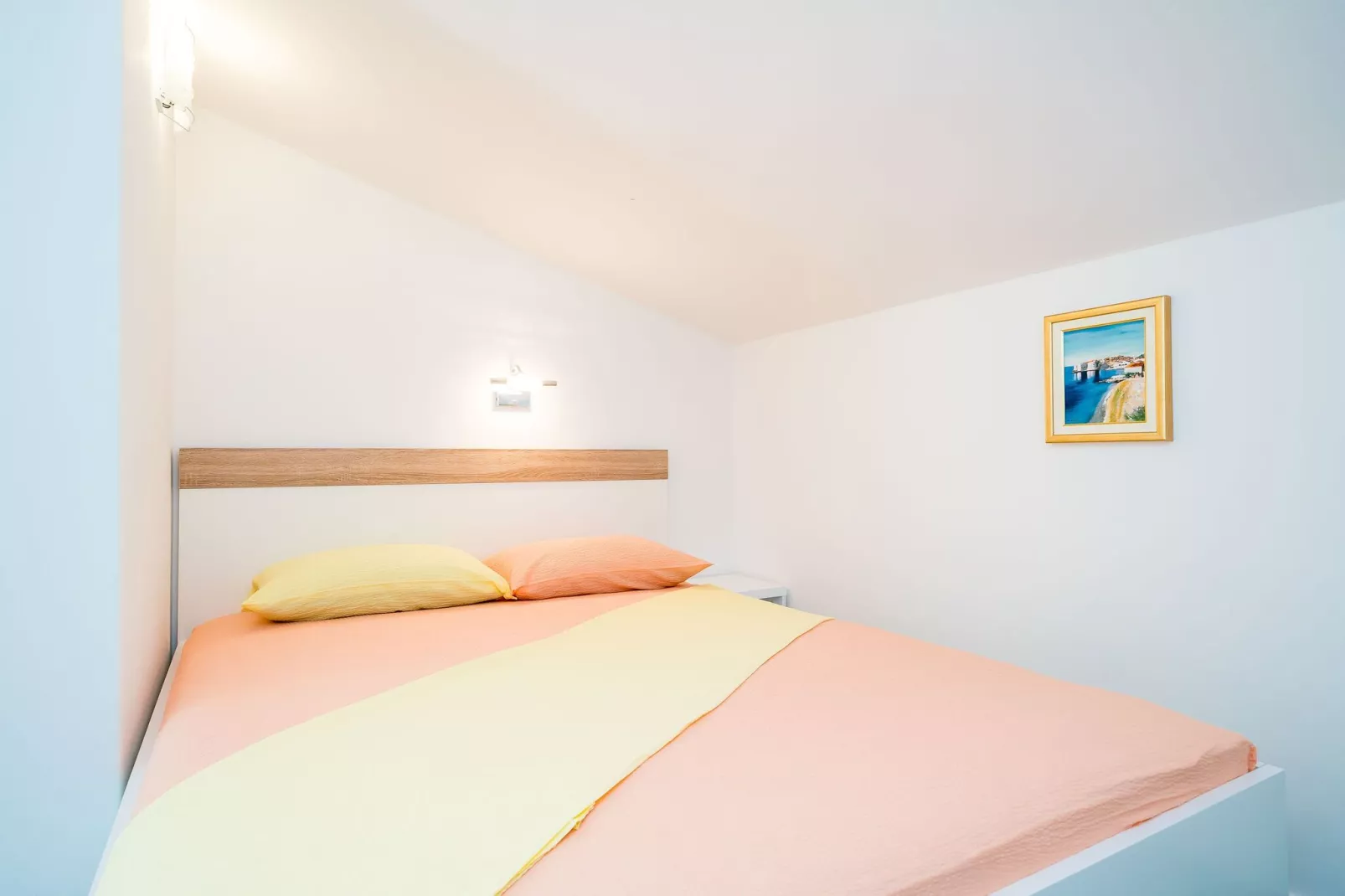 Apartments & Rooms Barišić -  Double Room with Patio and Garden View(Second floor-Soba 2)-Bedroom