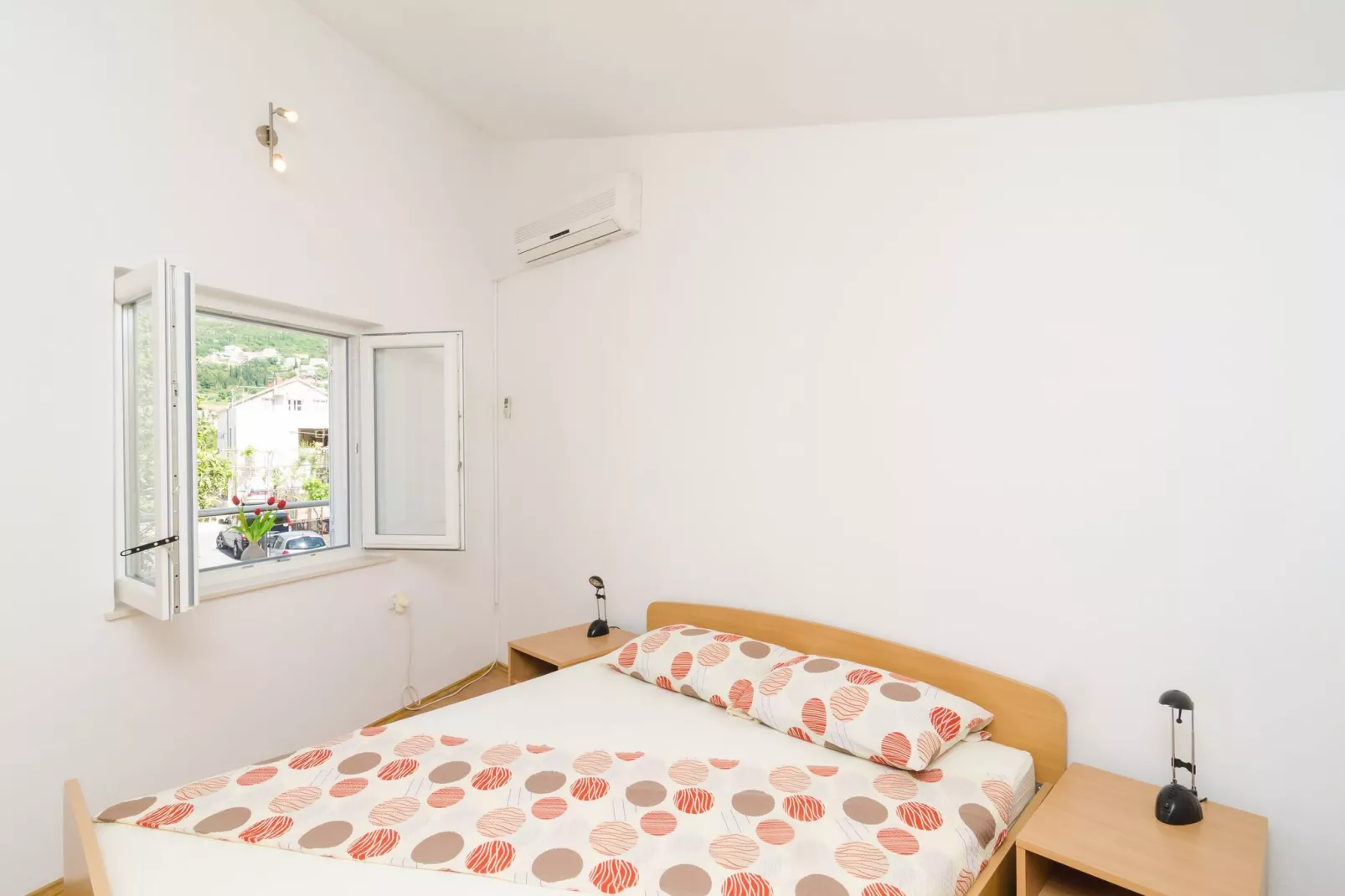 Apartments & Rooms Barišić-Comfort One Bedroom Apartment with Balcony and Garden View (Apt Preko-5)-Bedroom