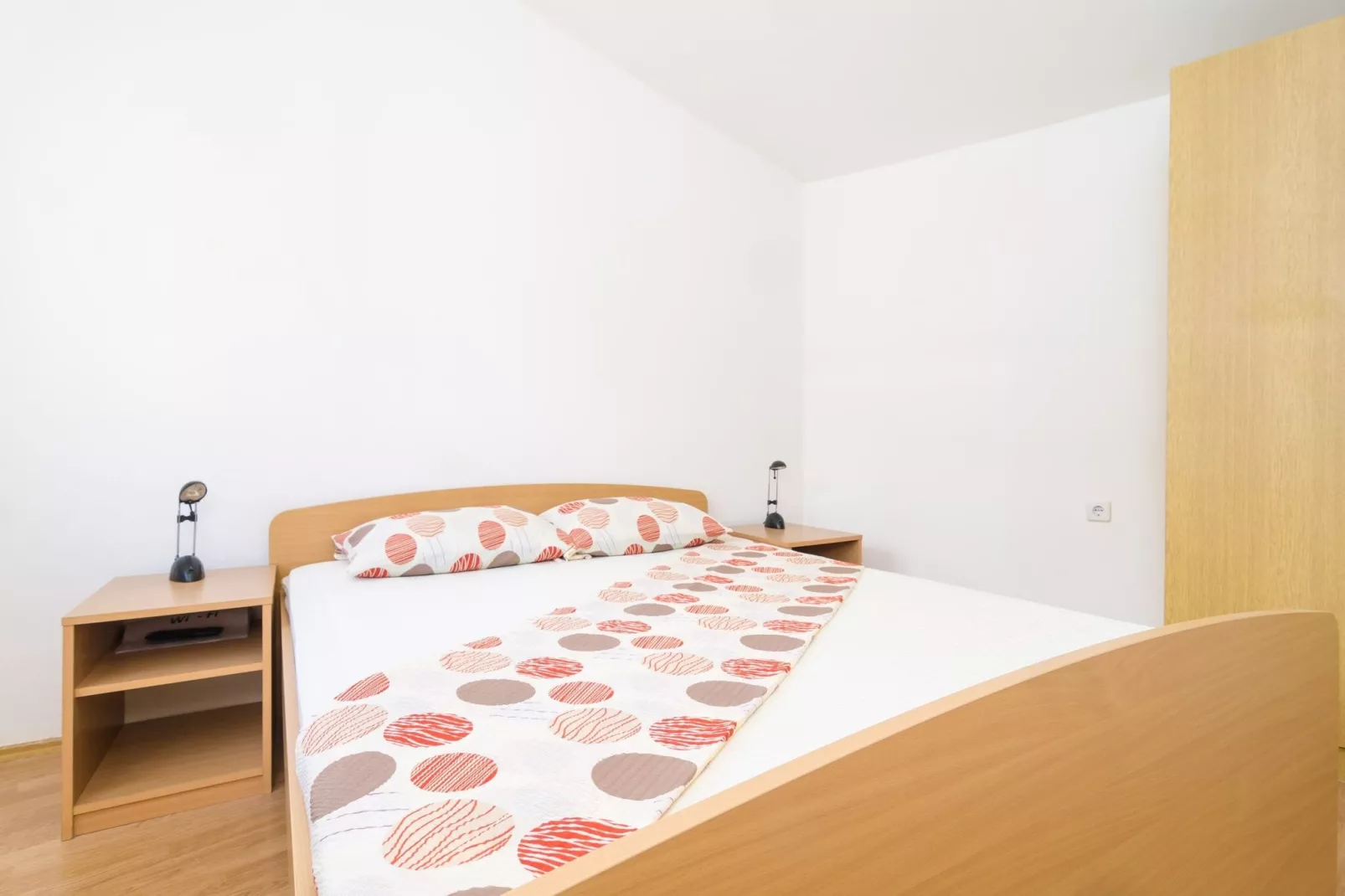 Apartments & Rooms Barišić-Comfort One Bedroom Apartment with Balcony and Garden View (Apt Preko-5)-Bedroom
