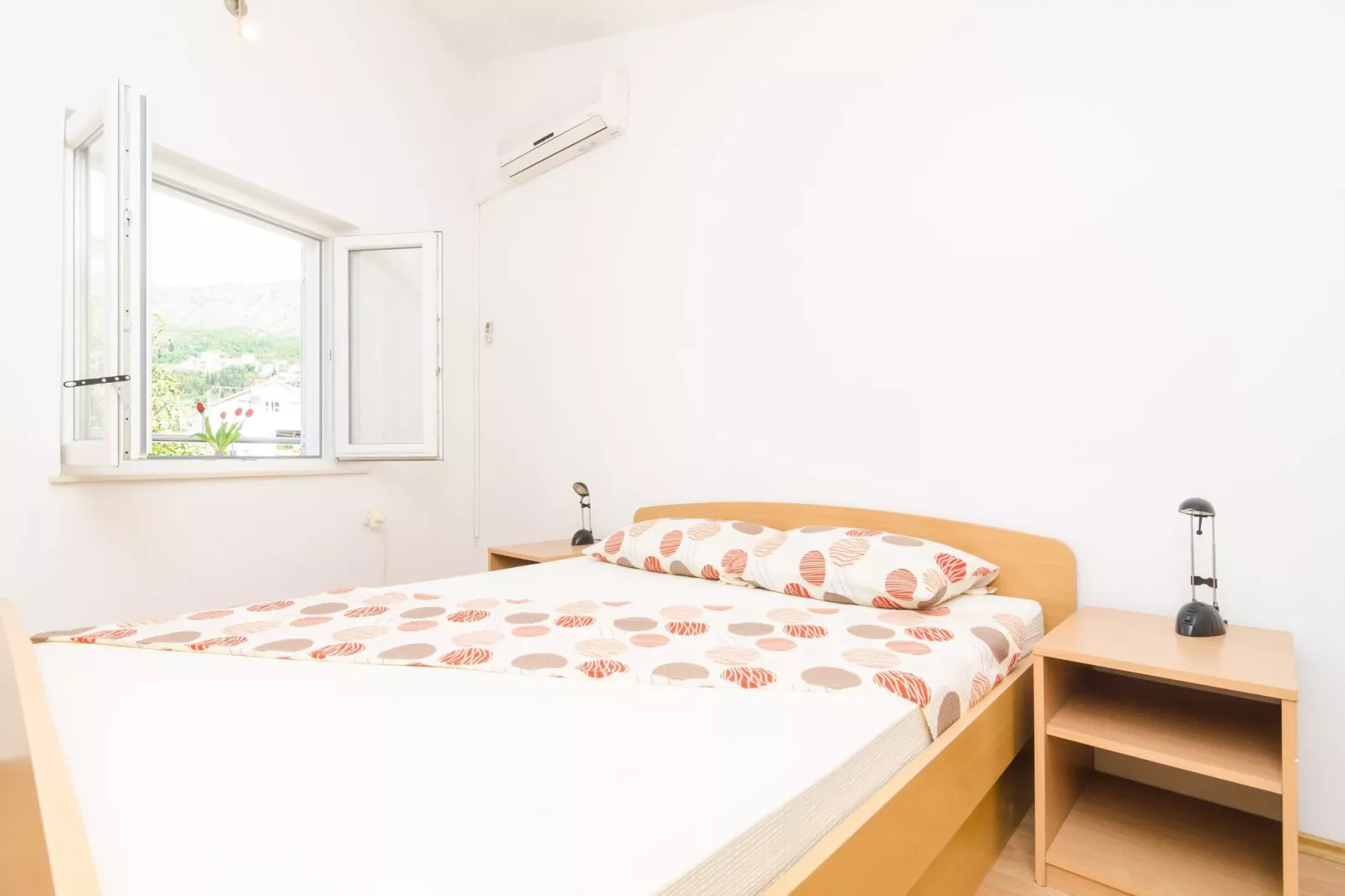 Apartments & Rooms Barišić-Comfort One Bedroom Apartment with Balcony and Garden View (Apt Preko-5)-Bedroom