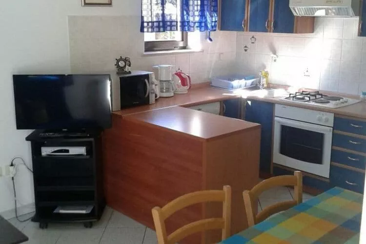 Apartments Magda - Two Bedroom Apartment with Terrace and Garden View(A2) - (ST)-Kitchen