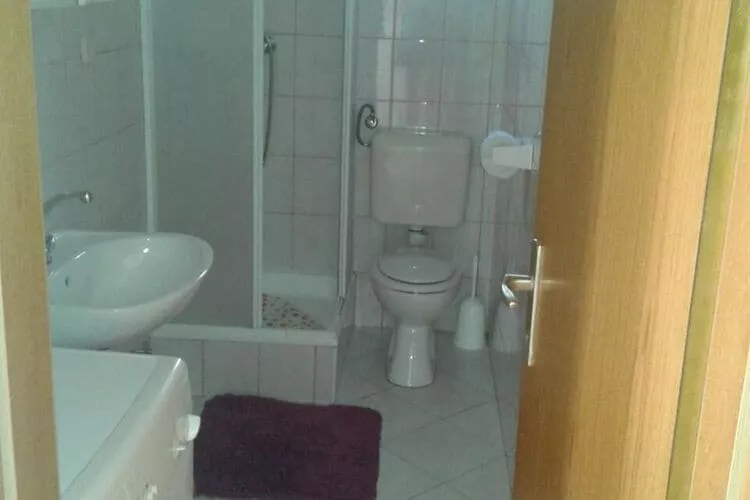 Apartments Magda - Two Bedroom Apartment with Terrace and Garden View(A2) - (ST)-Bathroom