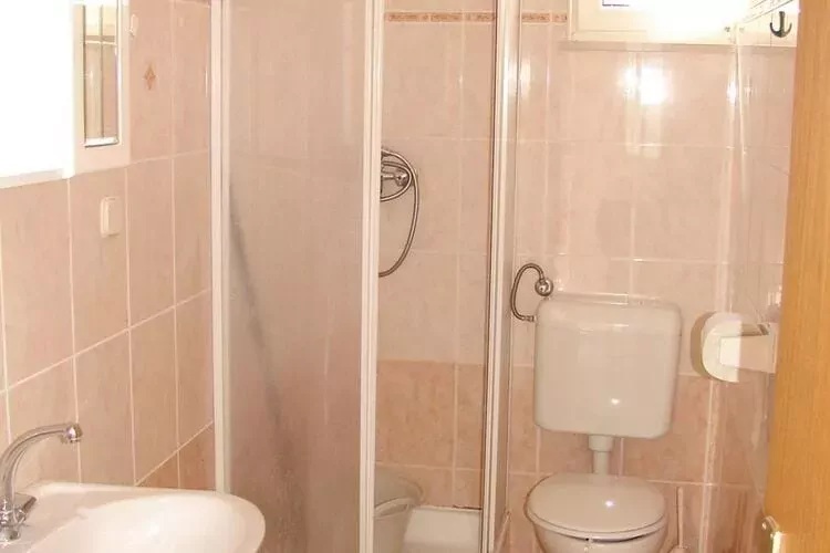 Apartments Magda - Two Bedroom Apartment with Balcony and Sea View(A3) - (ST)-Bathroom
