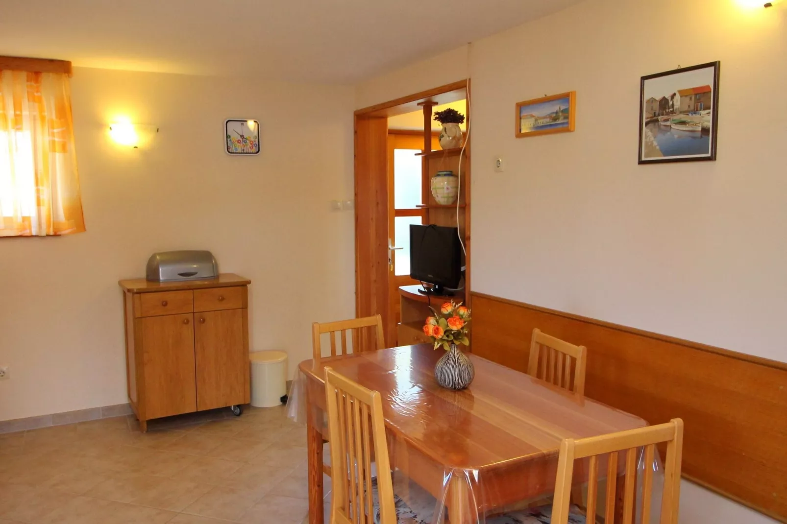 Holiday Home Katica - One Bedroom Holiday Home with Terrace and Sea View-Esszimmer