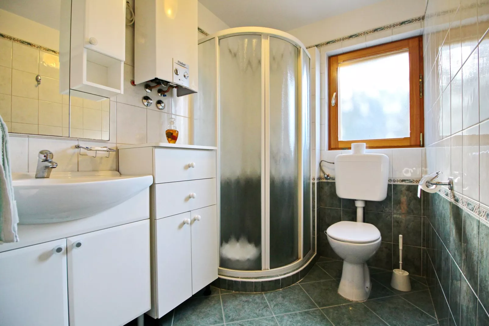 Holiday Home Katica - One Bedroom Holiday Home with Terrace and Sea View-Badezimmer